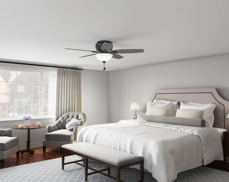Hunter 52-Inch Newsome Low Profile Ceiling Fan with Light