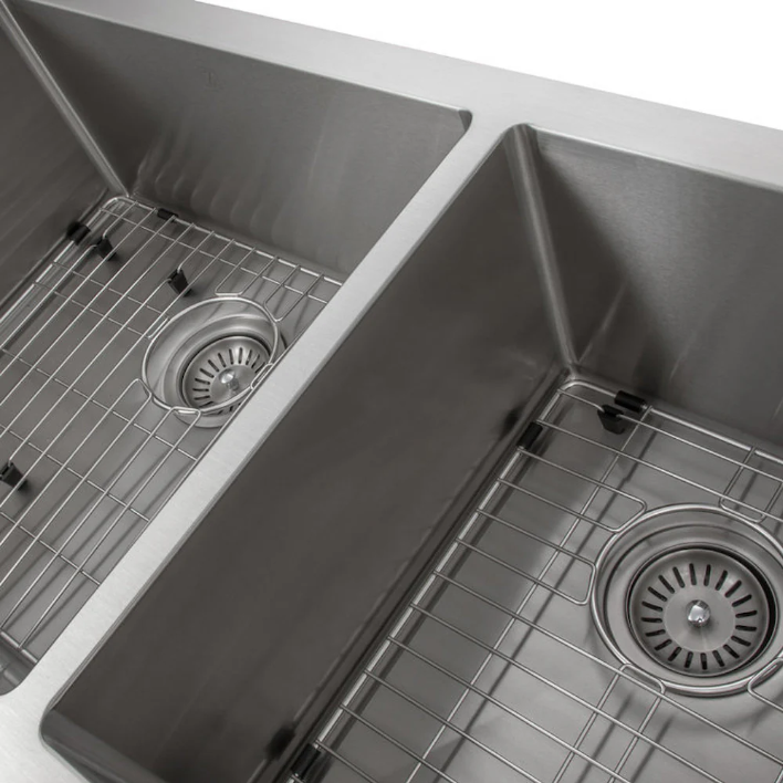 ZLINE Courchevel 36 In. Farmhouse Apron Mount Double Bowl Stainless Steel Kitchen Sink With Bottom Grid