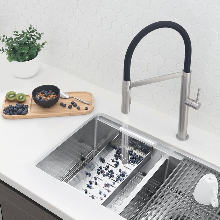 Stylish CARPI Single Handle Pull Down Kitchen Faucet