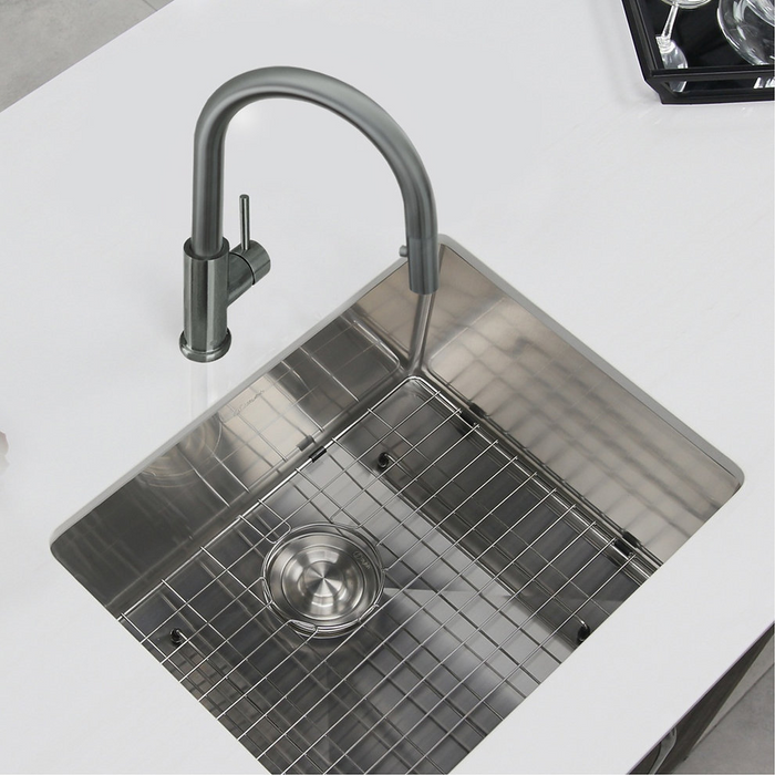 Stylish Modena Single Handle Pull Down Kitchen Faucet