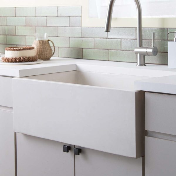 Native Trails Farmhouse 3018 30-Inch Apron Front Kitchen Sink