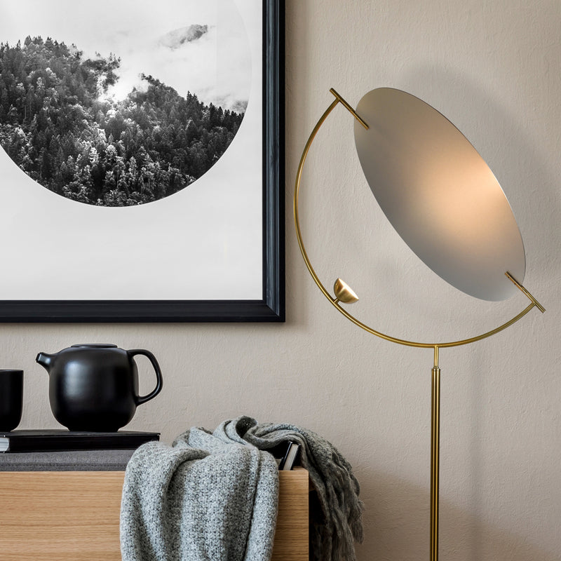 VONN Como 60" VAF5241AB Integrated LED Floor Lamp with Silver Shade