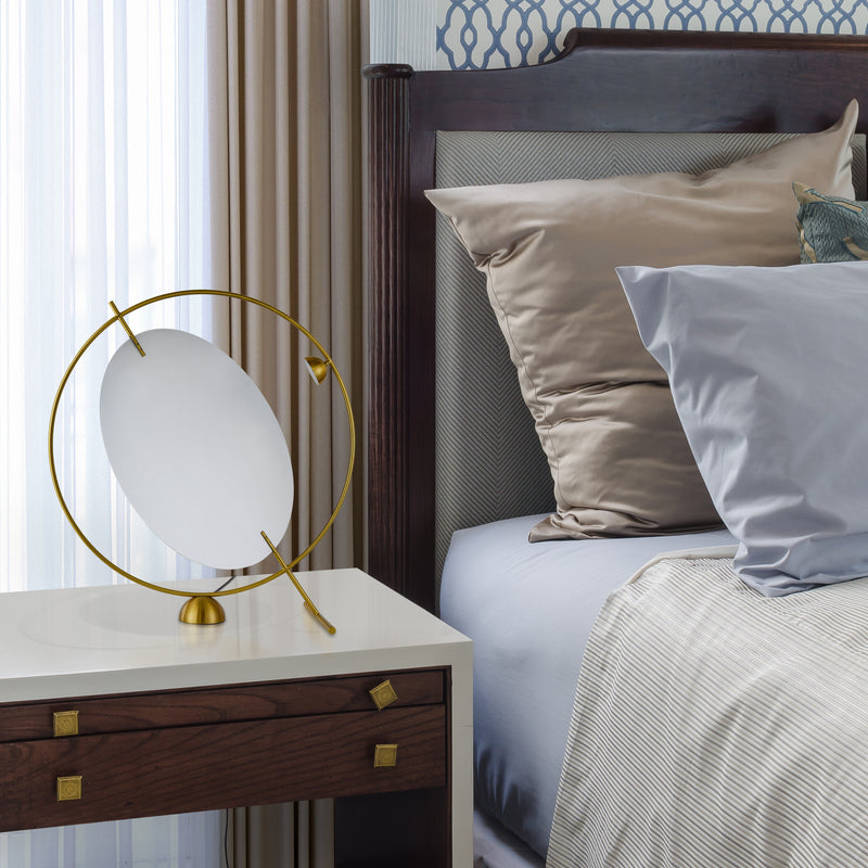 VONN Como 20" VAT6241AB Integrated LED Table Lamp with Silver Shade in Antique Brass