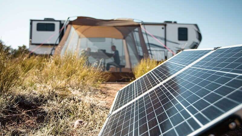 Lion Energy 100W 12V Portable Solar Panel