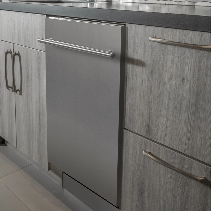 ZLINE 24 in. Top Control Dishwasher with Stainless Steel Tub and Modern Style Handle