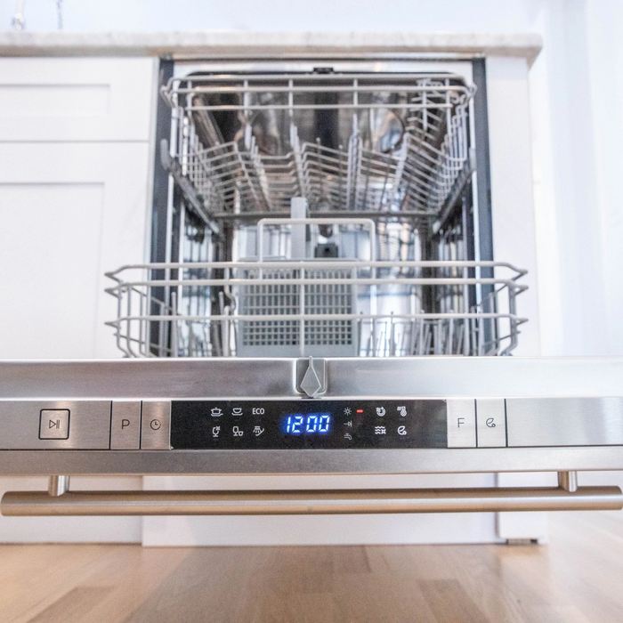 https://shop.buildwithrise.com/cdn/shop/products/zline-24-top-control-dishwasher-with-stainless-steel-tub-and-modern-style-handle-dishwashers-zline-kitchen-and-bath-485746_bb61f3b4-3c38-4105-b3c5-7a61af518630_700x700.png?v=1673283968